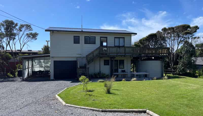 145 Piha Road, Piha
