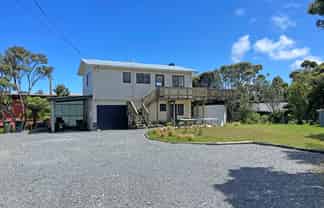 145 Piha Road, Piha