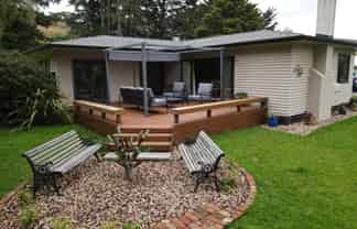 106 River Road, Pongaroa
