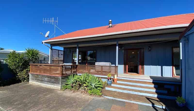 223B Kiwi Road, Whangamata