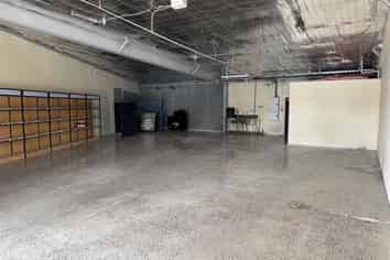 Retail Opportunity in Vibrant Area