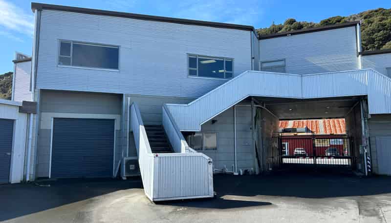 83 Eastern Hutt Road, Taita