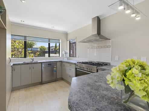 31 Saint Ives Drive, Camborne