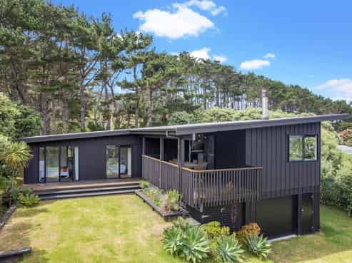 266 Bethells Road, Bethells Beach