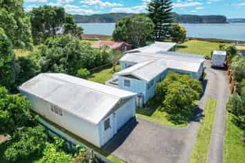 53 Pouewe Street, Kawhia