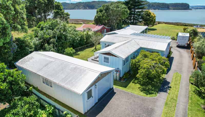 53 Pouewe Street, Kawhia