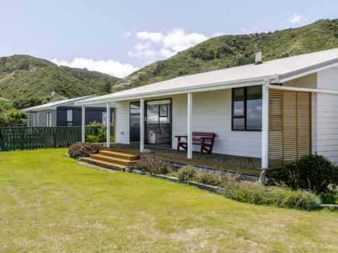 9B Te Miha Crescent, Cape Palliser