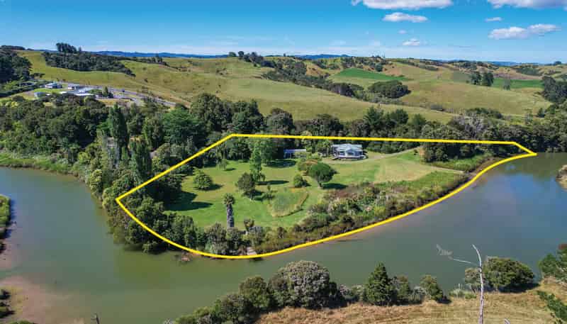 4398 Kawhia Road, Oparau
