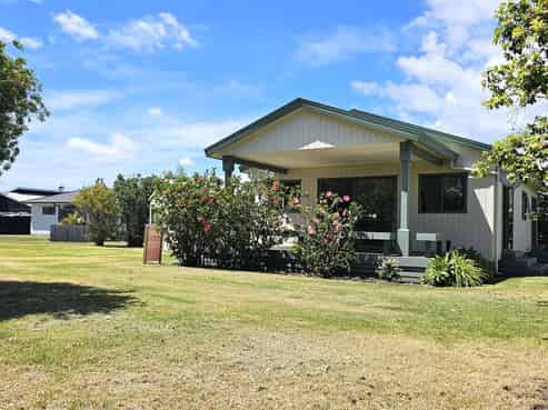111 Castle View Road, Matarangi