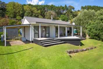 66 Ash Terrace, Kawhia