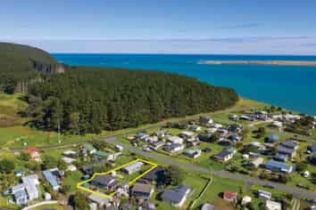 66 Ash Terrace, Kawhia