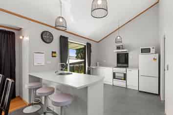 66 Ash Terrace, Kawhia
