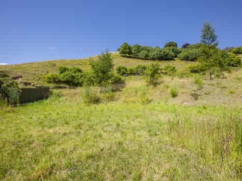 65 Oak Road, Poraiti