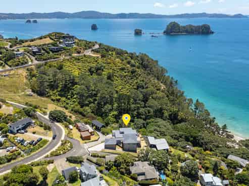 88 Grange Road, Hahei