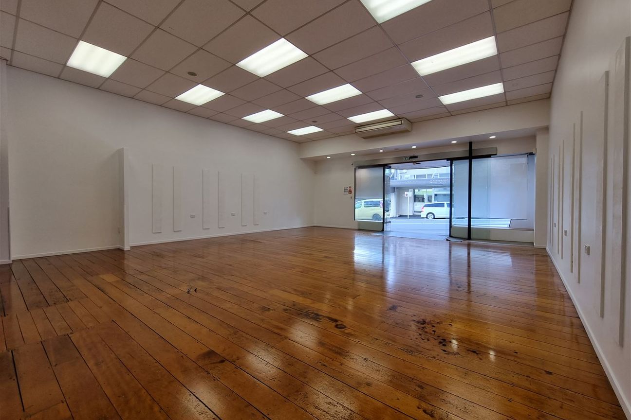 Bank Street Retail – pohled 2