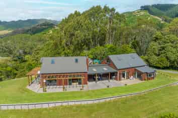 25 Eucalyptus Way, PARAPARAUMU
