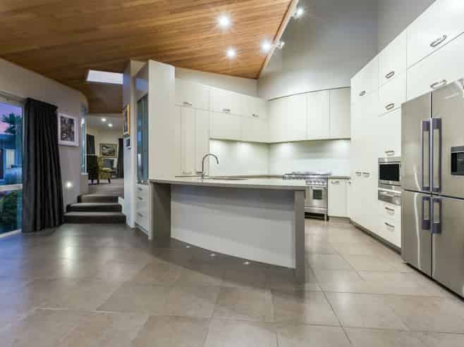 10A Sunny Glen, Waikanae