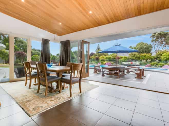 10A Sunny Glen, Waikanae