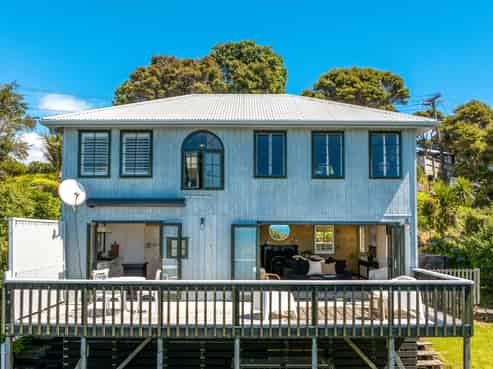91 Queens Drive, Oneroa