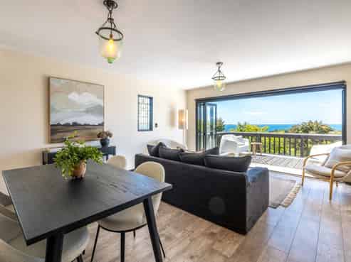 91 Queens Drive, Oneroa