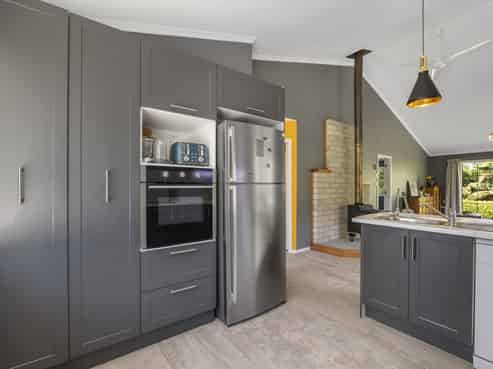 77 Dorset Road, Hillsborough