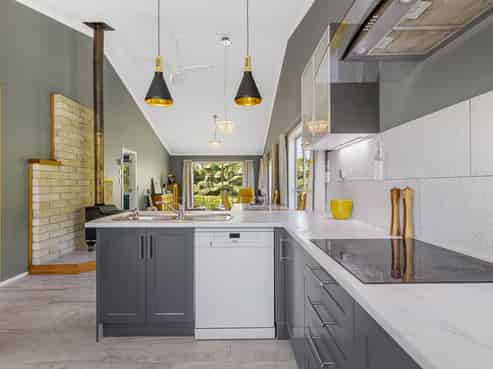 77 Dorset Road, Hillsborough