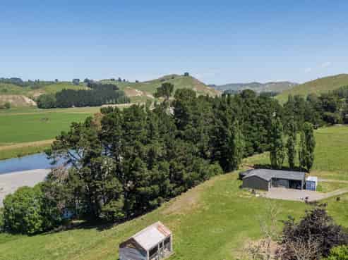 504 and 50 River Road, Otane