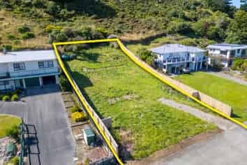 102 Lake Ferry Road, Martinborough