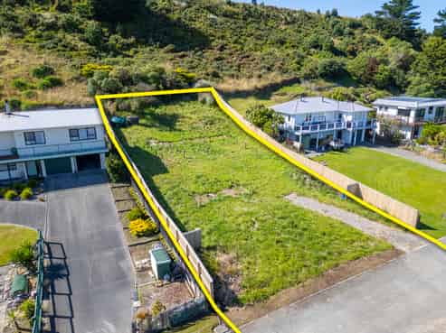 102 Lake Ferry Road, Lake Ferry