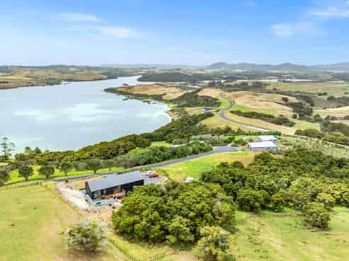 34 Pa Road, Kaiwaka