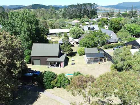 115 Waimaire Avenue, Matarangi