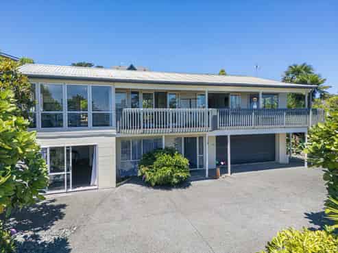 10 Glanville Close, Stanmore Bay