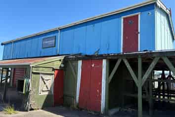 INDUSTRIAL YARD AND BUILDING GREYMOUTH WHARF
