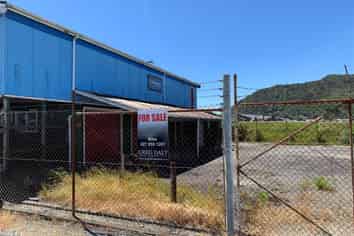 INDUSTRIAL YARD AND BUILDING GREYMOUTH WHARF
