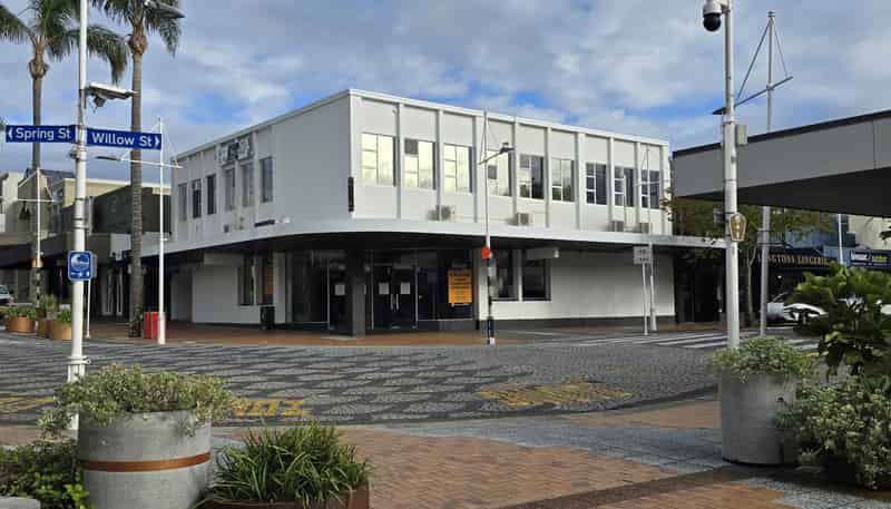 Ground flo/139 Willow Street, Tauranga