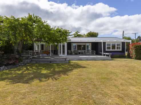 36 Rainbow Drive, Rainbow Point