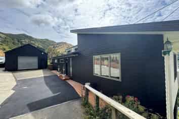 30 Bridle Path, Lyttelton