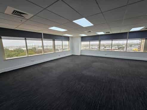 Modern full floor office space in Manukau