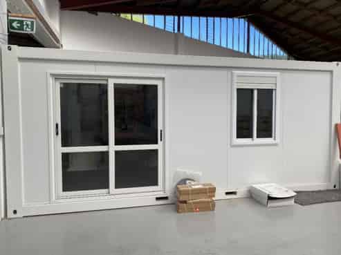 Update! Tidy Small Industrial For Lease