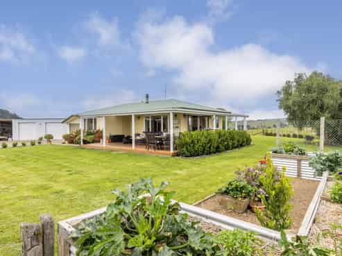 1821 Dartmoor Road, Dartmoor