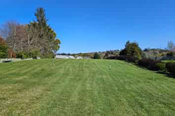 8 Lens Way, Acacia Bay