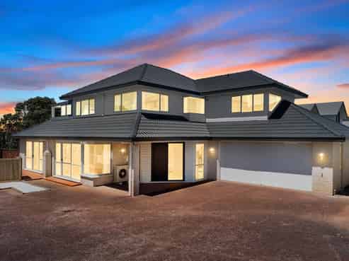 214 Whitford Road, Shamrock Park