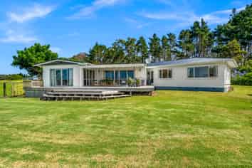115 Addison Road, Pataua South