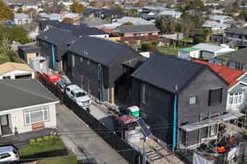 4/30 McLean Street, Linwood