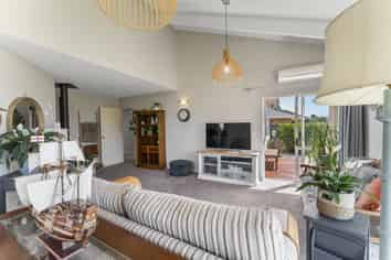 304 Manly Street, Paraparaumu Beach