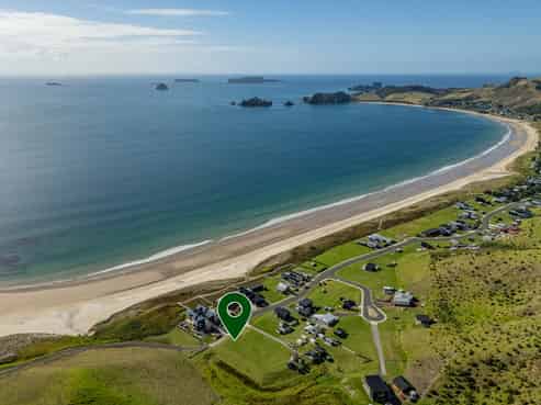 101 Skippers Road, Opito Bay