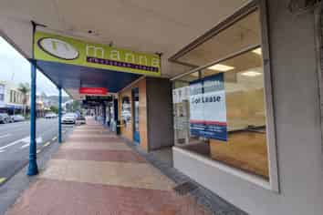 Super Location Retail Shop