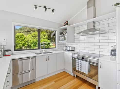 17 Bob Williamson Lane, Maunu