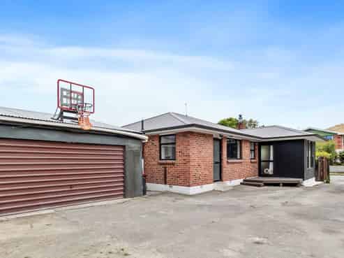 48 Coonoor Road, Watlington