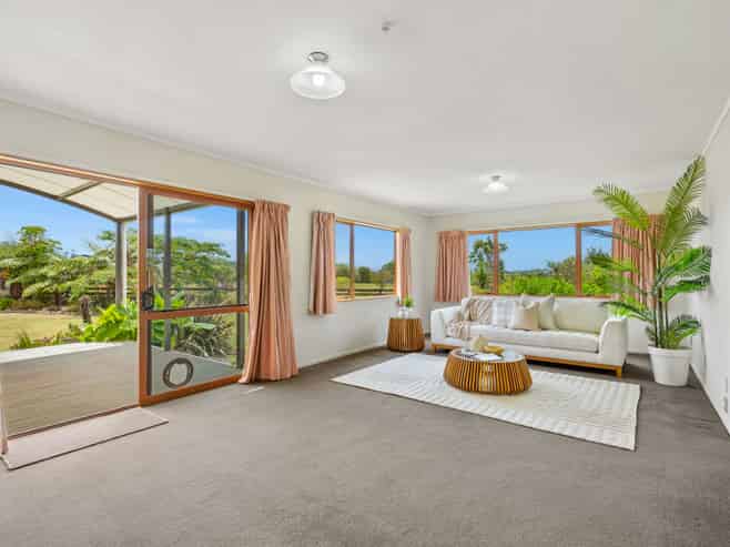 357 Brown Road, Hakaru